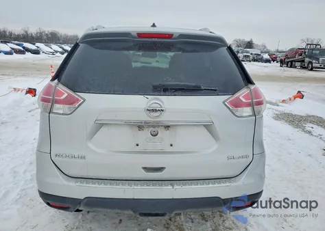 2015 Nissan Rogue S z USA, uszkodzony, nr VIN 5N1AT2MV9FC850127